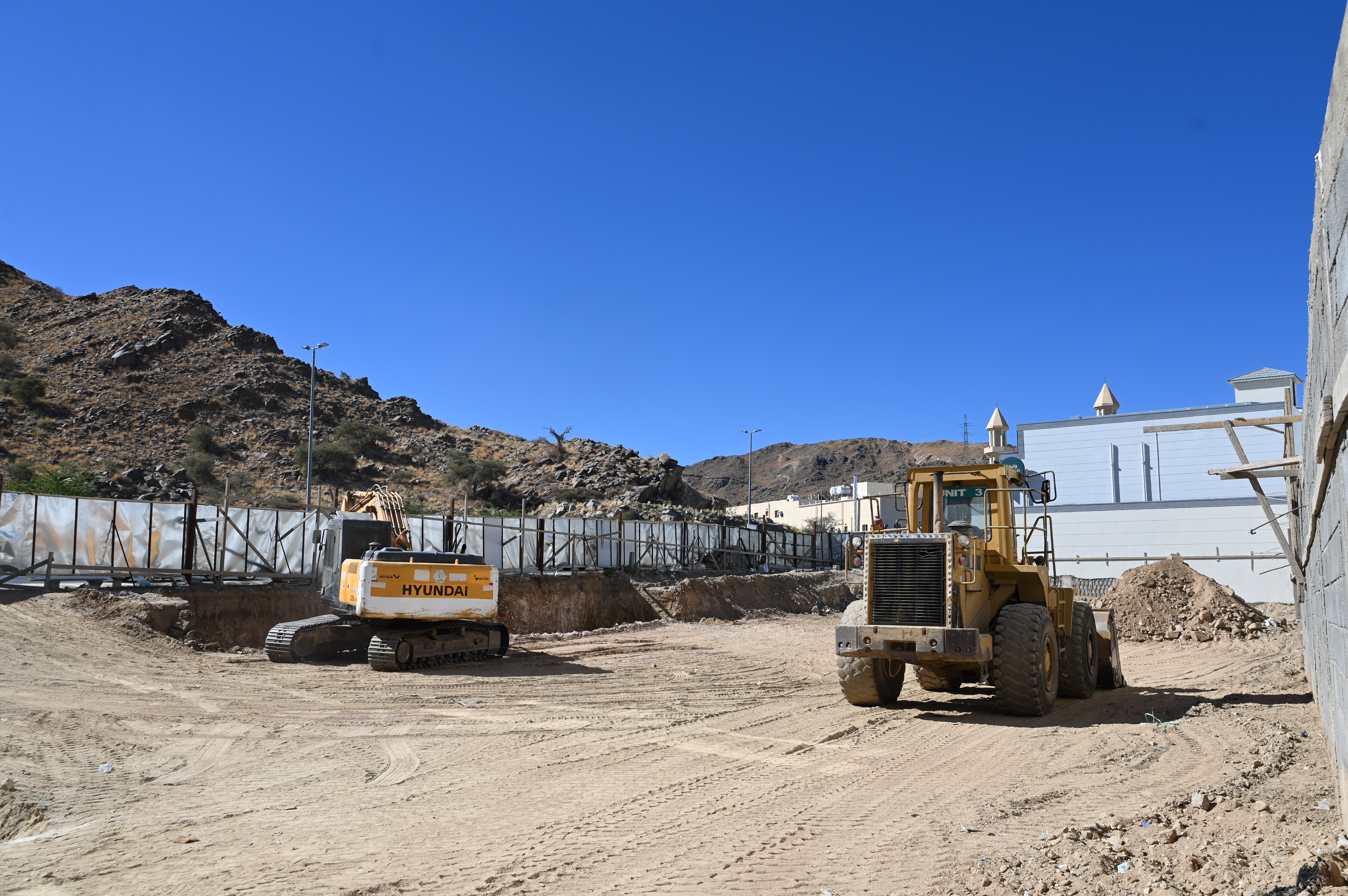 أعمال البناء والتشييد