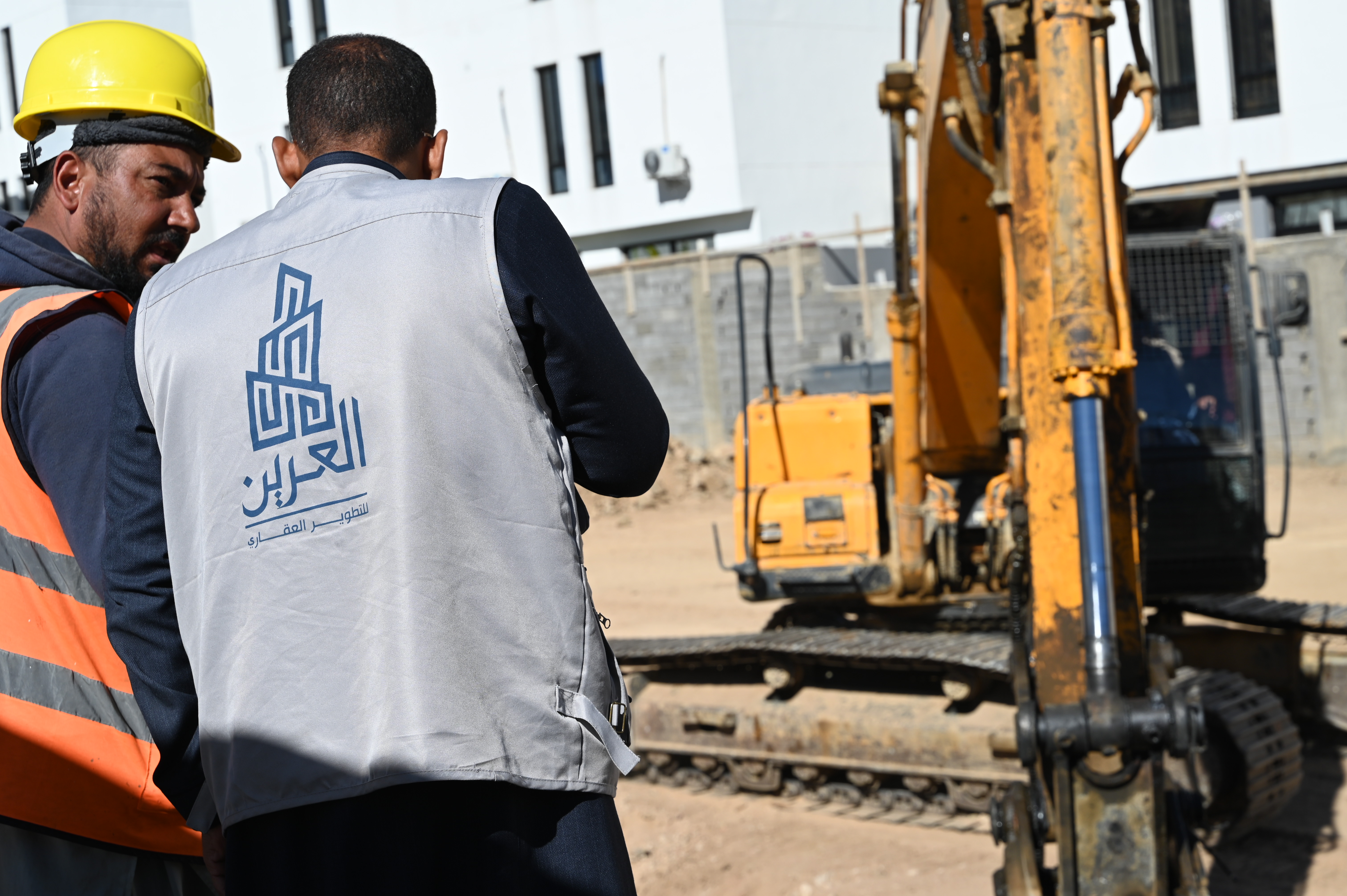 التشطيبات والديكور