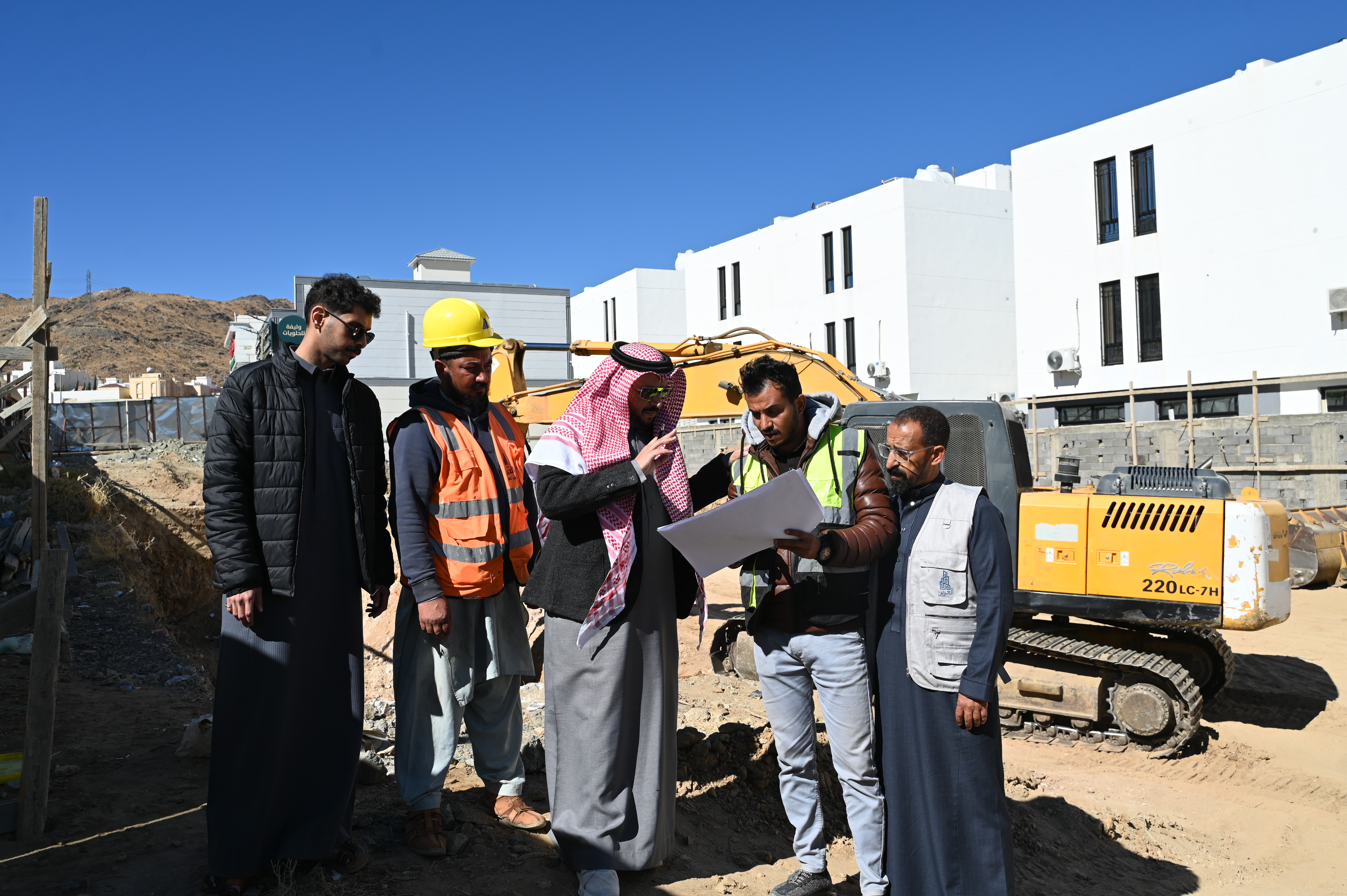 الإشراف الهندسي وإدارة المشاريع